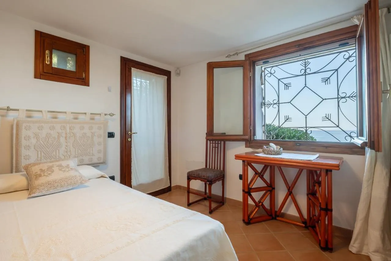 Discesa A Mare Privata Villa La Maddalena  Italy