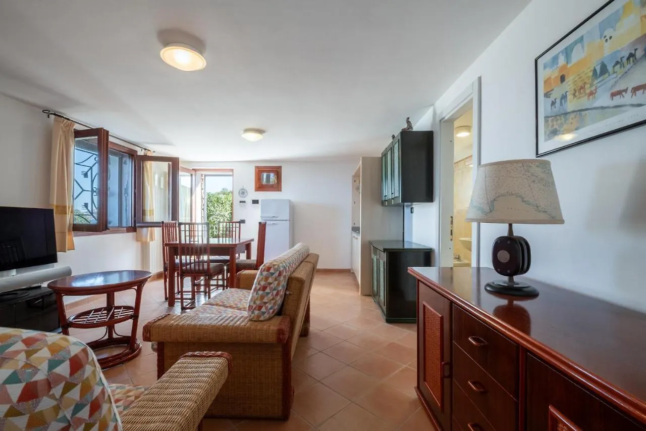 Discesa A Mare Privata Villa La Maddalena