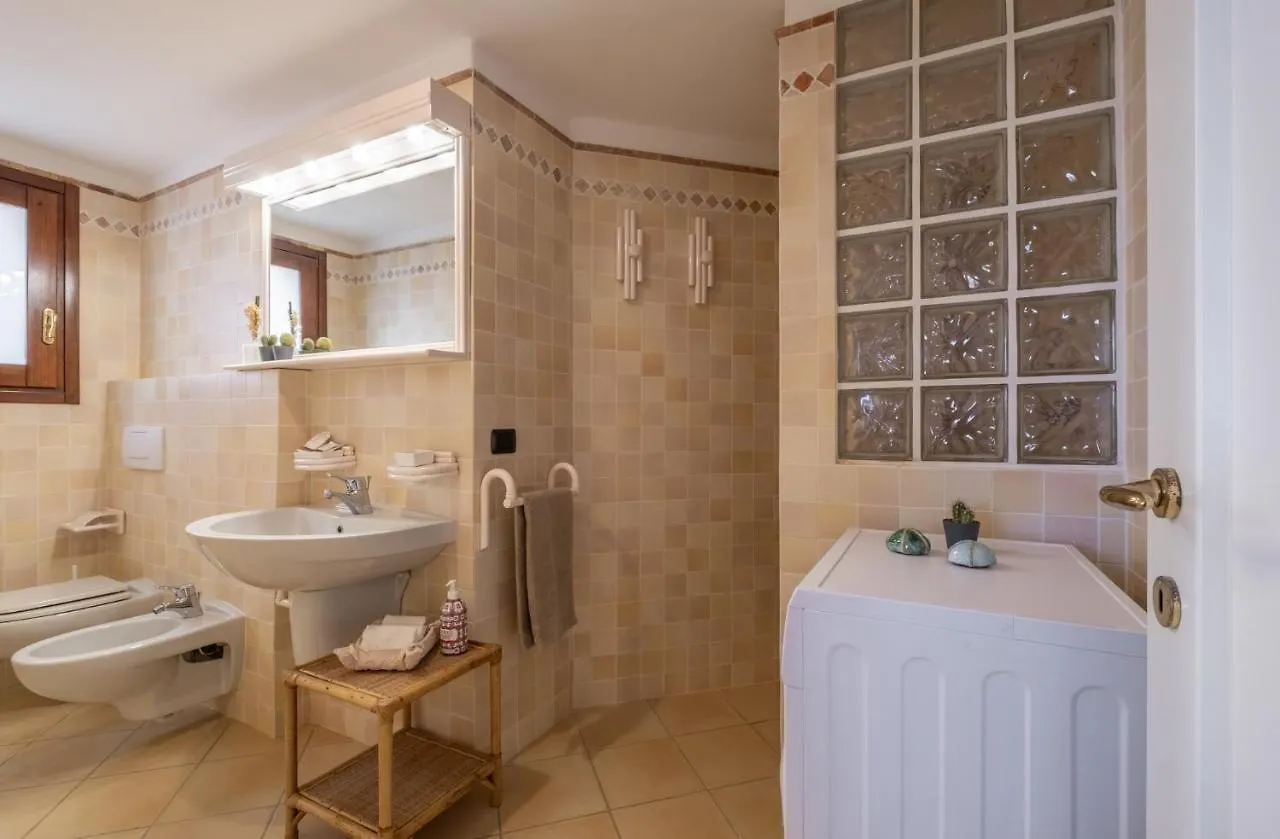 Discesa A Mare Privata Villa La Maddalena  La Maddalena (Sassari)