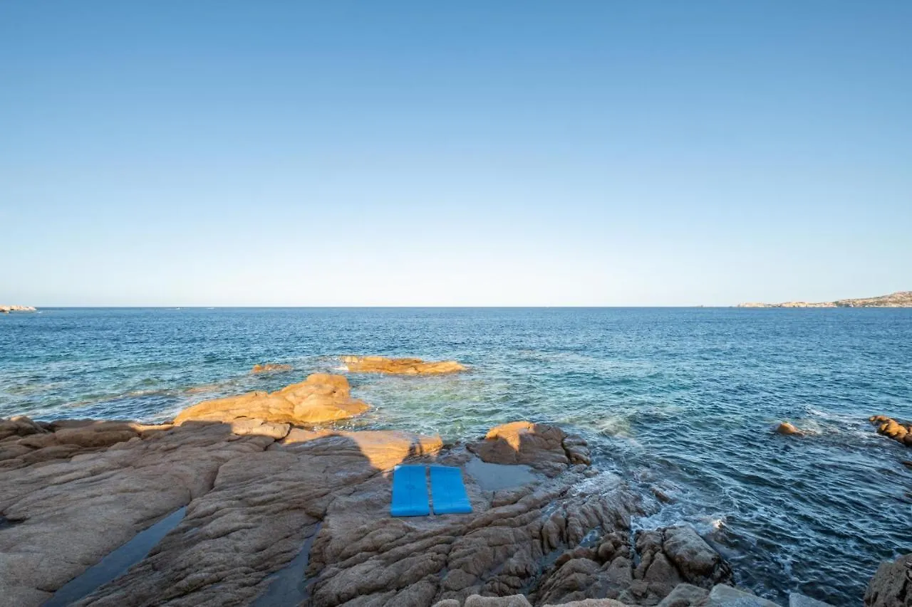 Discesa A Mare Privata Villa La Maddalena  La Maddalena (Sassari)