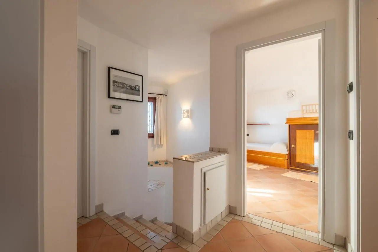 Discesa A Mare Privata Villa La Maddalena  0*, La Maddalena (Sassari)