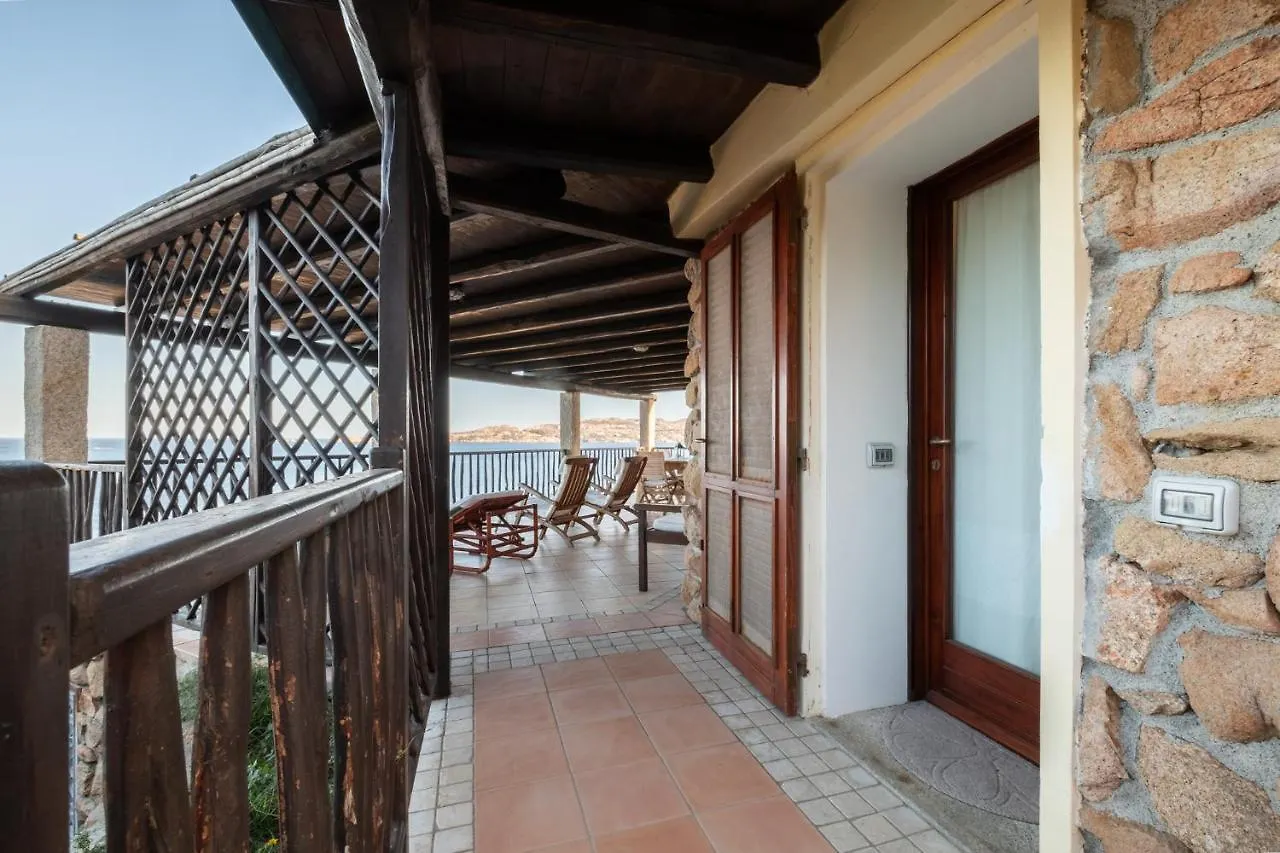 Discesa A Mare Privata Villa La Maddalena